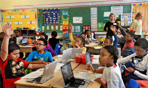Simulation-Based Learning for Social and Language Integration in Schools – Paris